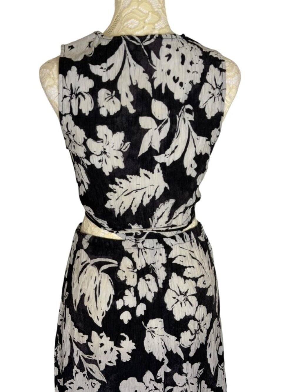 MNG Mango Willow Side Cut Out Maxi Dress Crinkle Floral Black Gray 4 - Picture 9 of 12